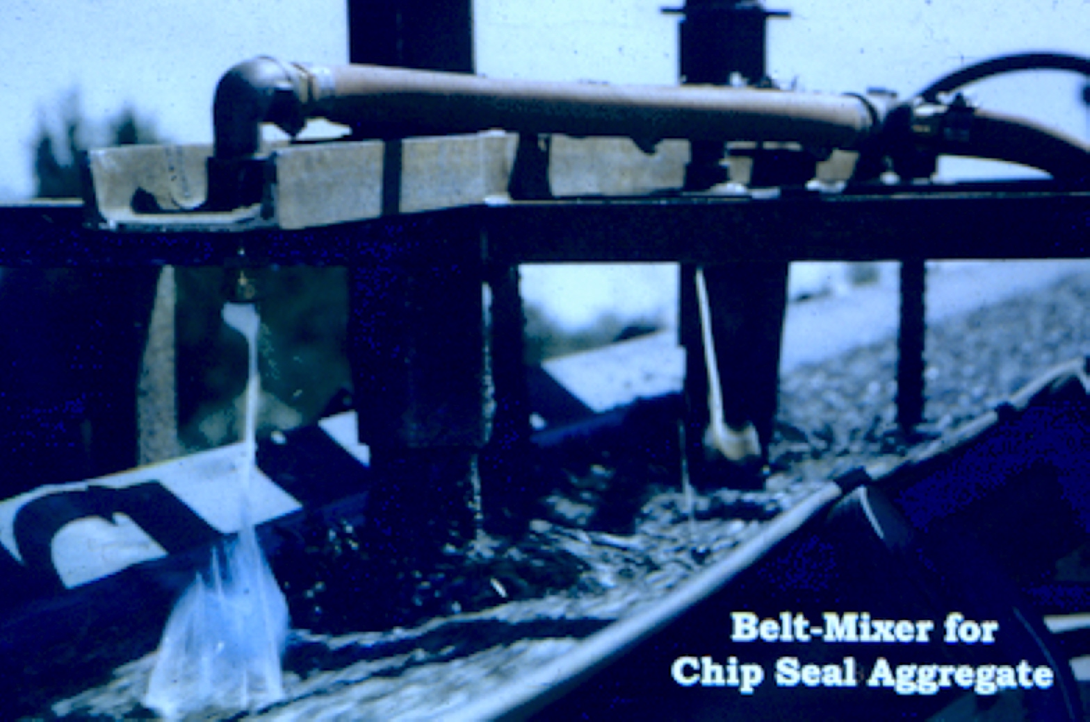 Belt Mixer for Chip Seal